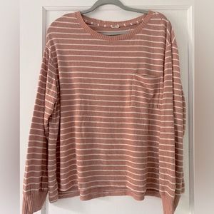 White and salmon stripped sweater